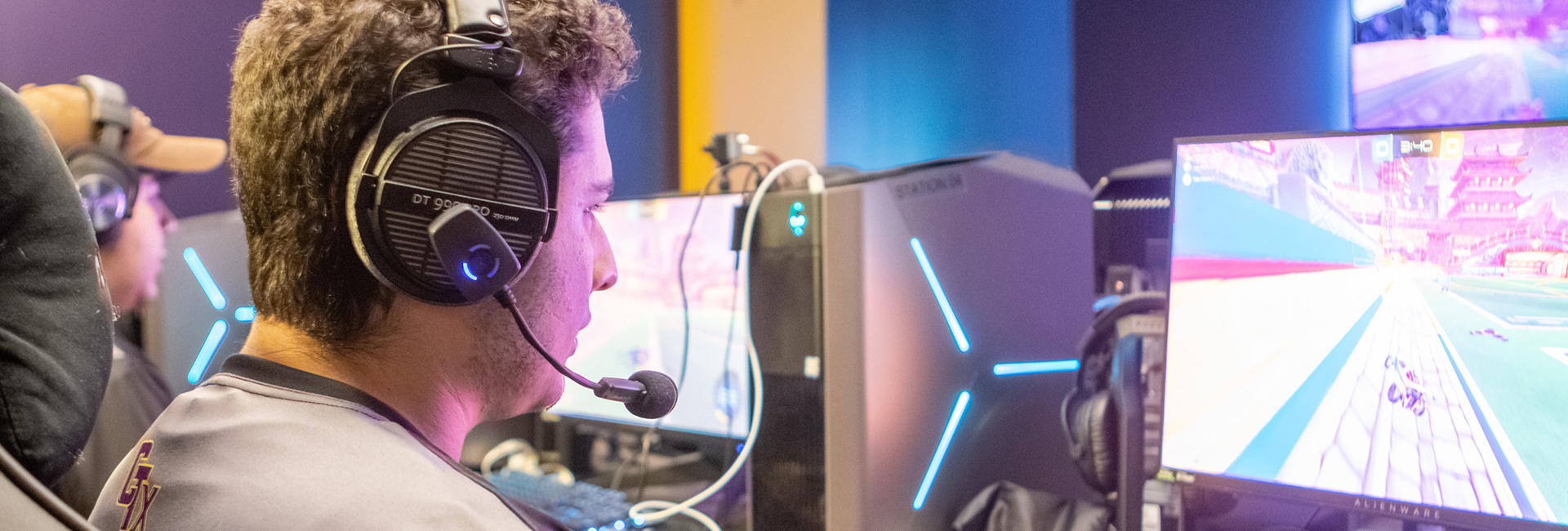 Landing Impact Image Desktop