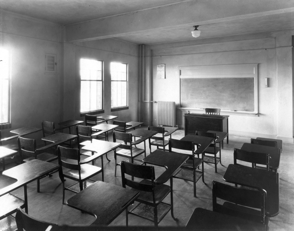 A classroom from the 1920s.