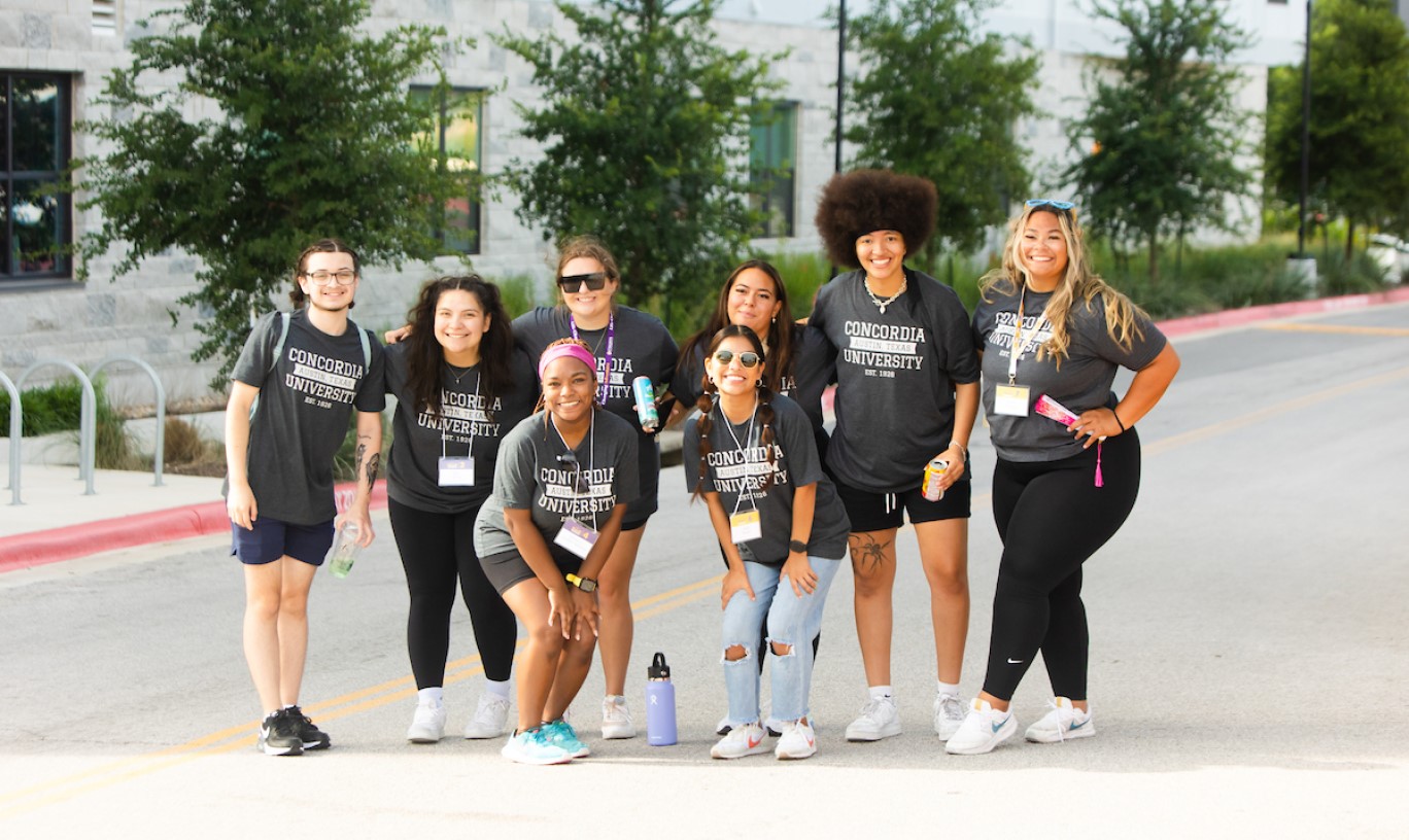 A group of Concordia Texas students on campus