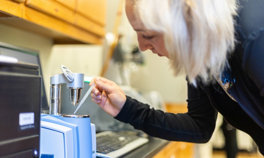 Concordia Texas student working in one of the well equiped chemistry labs