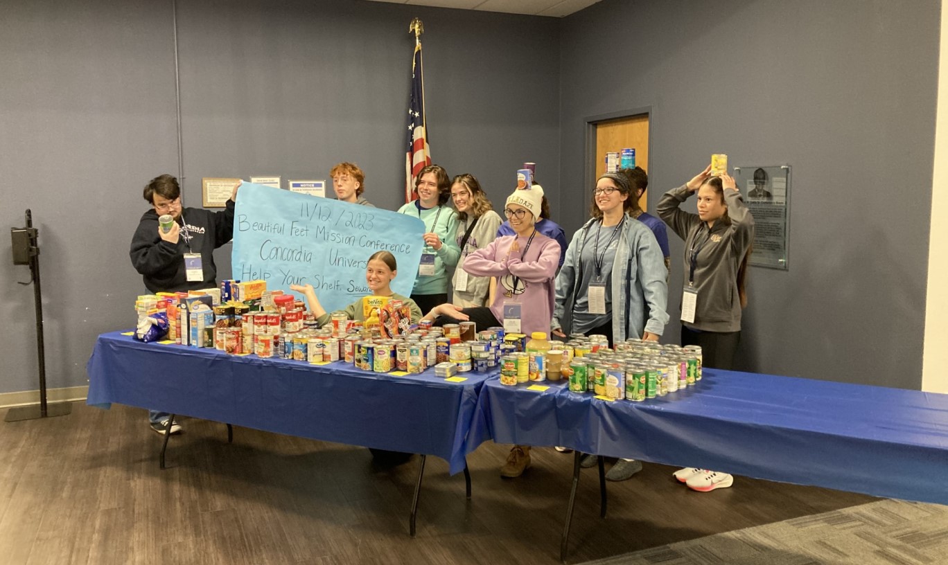 BFMC delivering to a food pantry