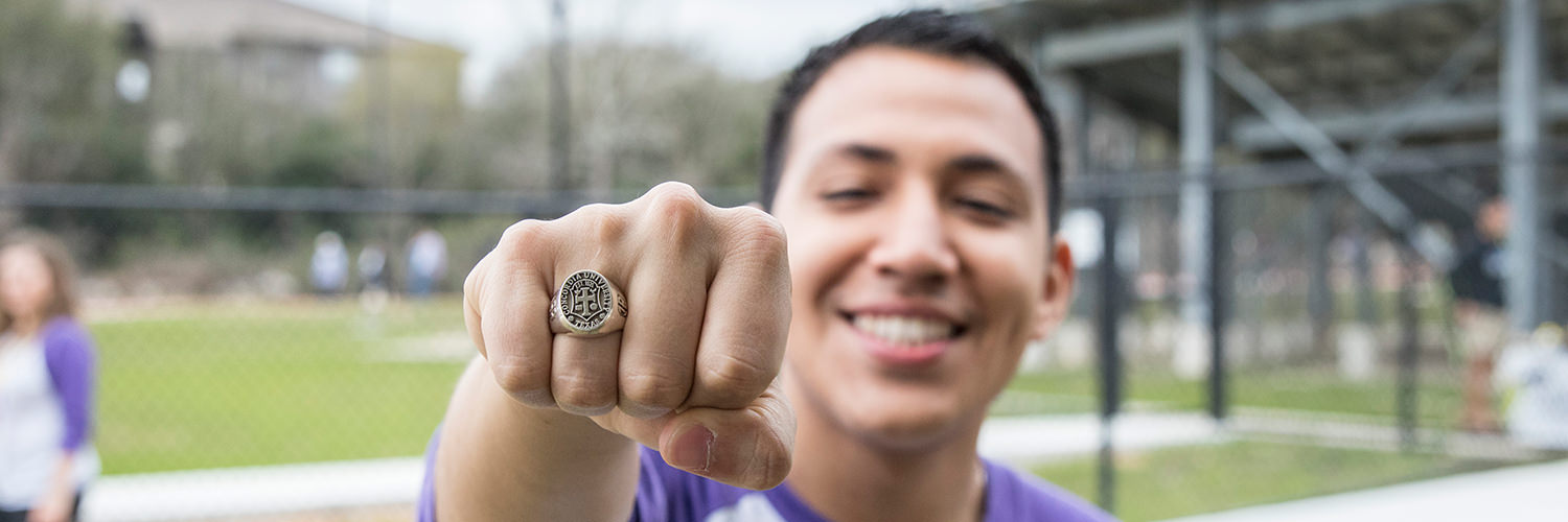 CTX Alumnus with Concordia Class Ring