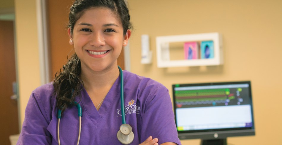 A Concordia University Texas nursing student working clinical hours.